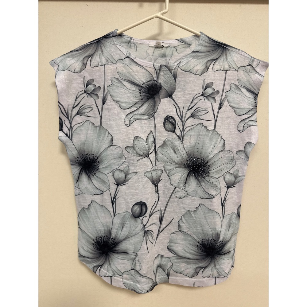 Milano Women Gray Black Floral Rhinestone Cap Sleeve Top Size M
